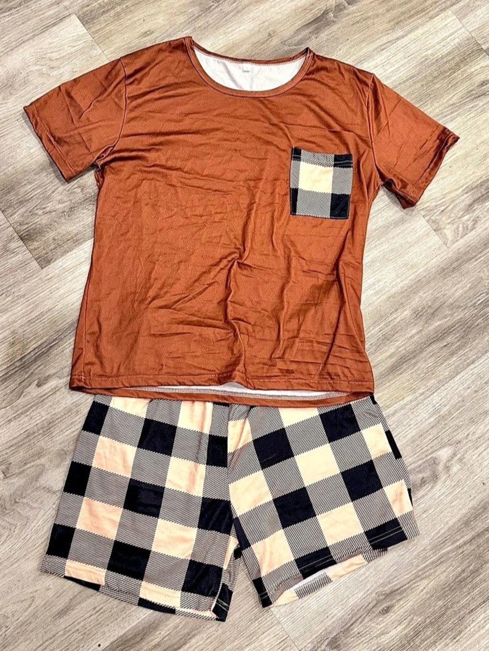 Men’s Small Checkered Pajama Set in Brown & Black Size Small